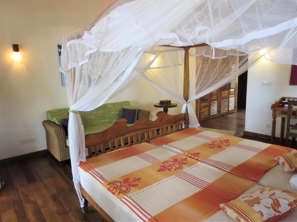 Lanka Beach Boutique Bungalows & Grand Villa Tangalle Exteriör bild