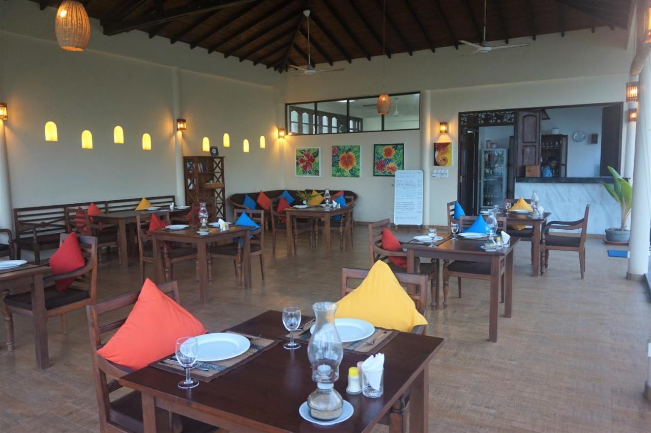 Lanka Beach Boutique Bungalows & Grand Villa Tangalle Exteriör bild