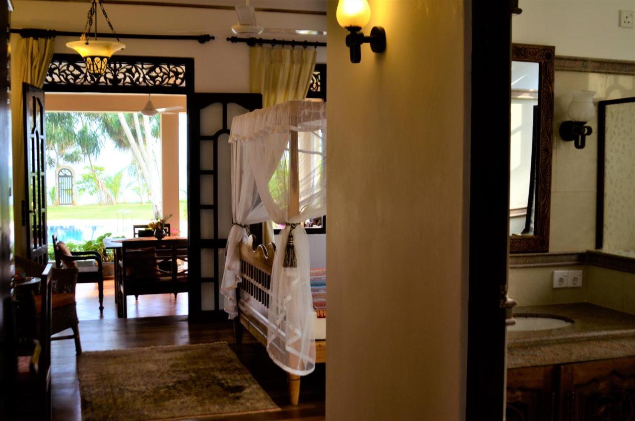Lanka Beach Boutique Bungalows & Grand Villa Tangalle Exteriör bild