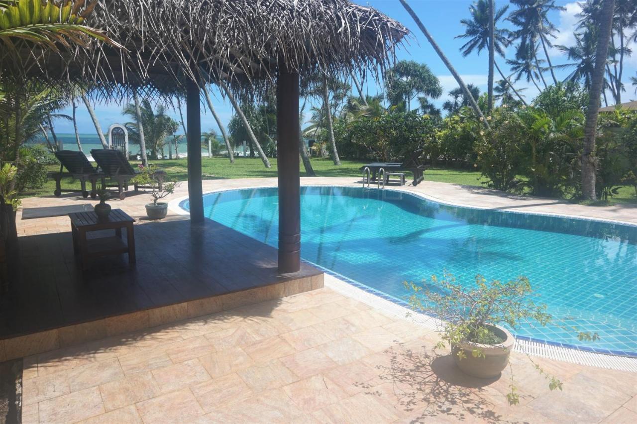 Lanka Beach Boutique Bungalows & Grand Villa Tangalle Exteriör bild