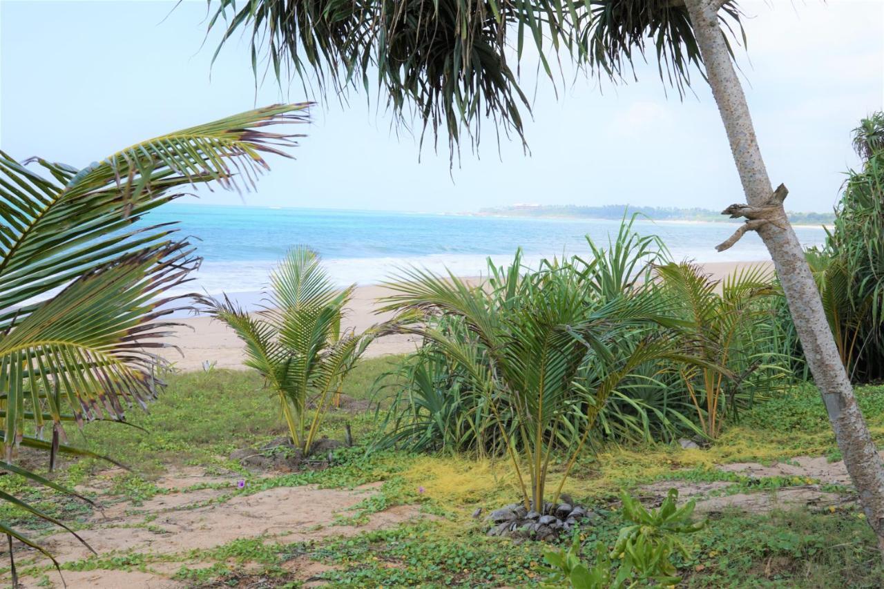 Lanka Beach Boutique Bungalows & Grand Villa Tangalle Exteriör bild