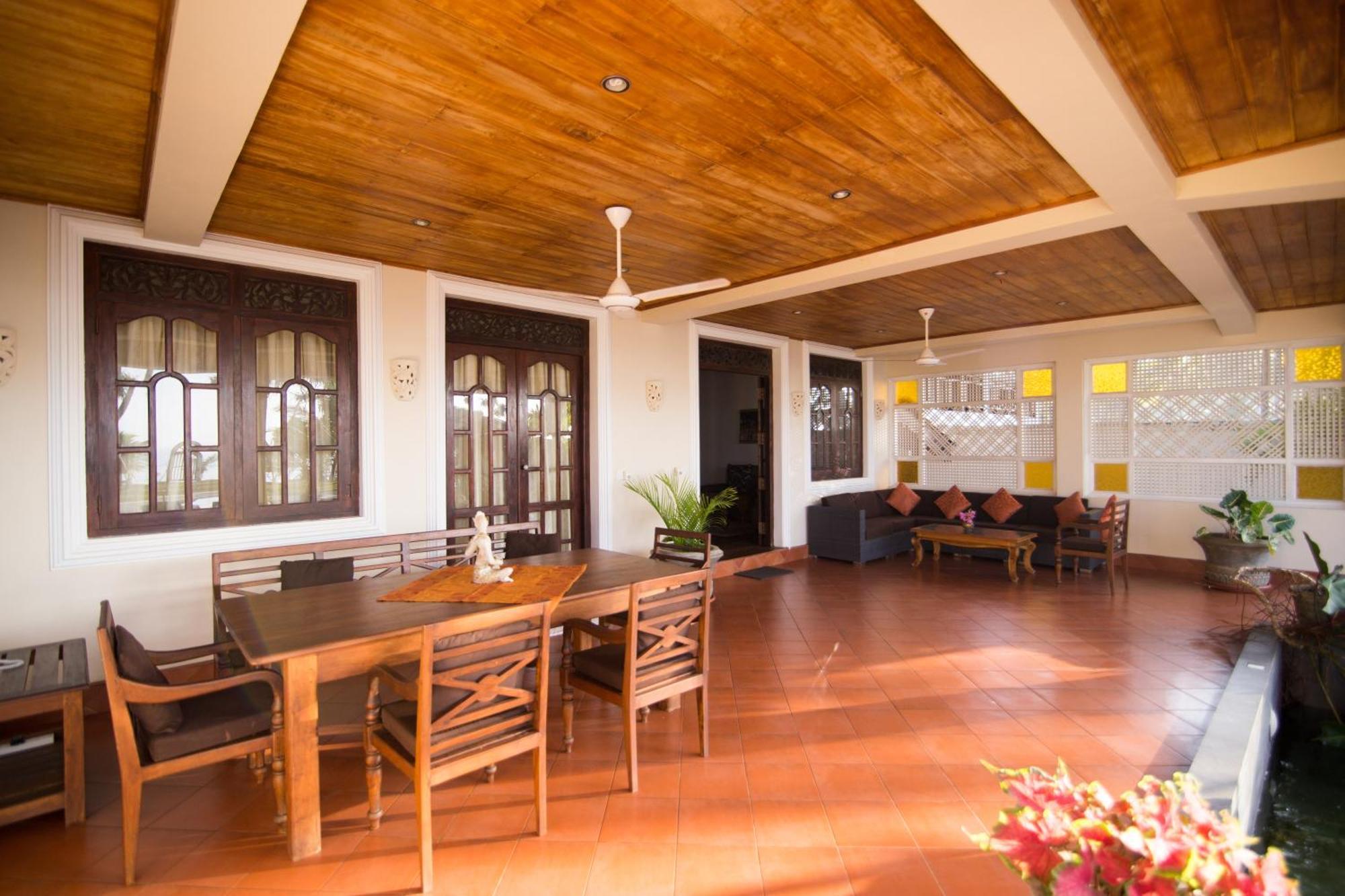 Lanka Beach Boutique Bungalows & Grand Villa Tangalle Exteriör bild